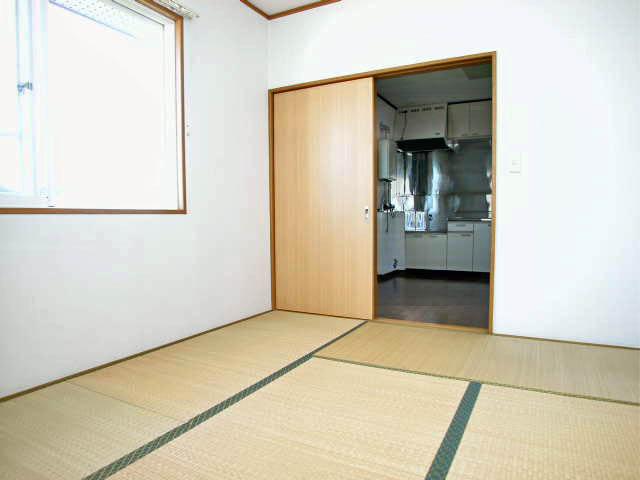 ●リヴァージュ石堂 A